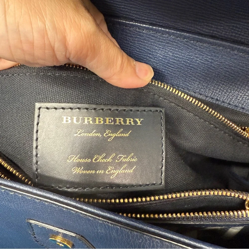 Authentic Burberry Camberley Medium Leather Satchel Navy Blue Hand Bag - Picture 15 of 16